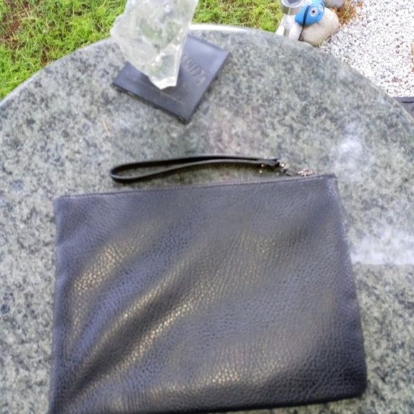 EXPRESS Wristlet - Picture 11 of 11